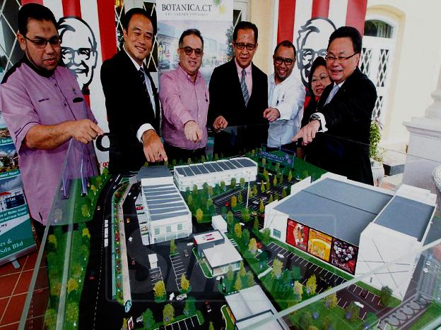 MOU SIGNING NEWS WITH KFC from Sinar Harian
